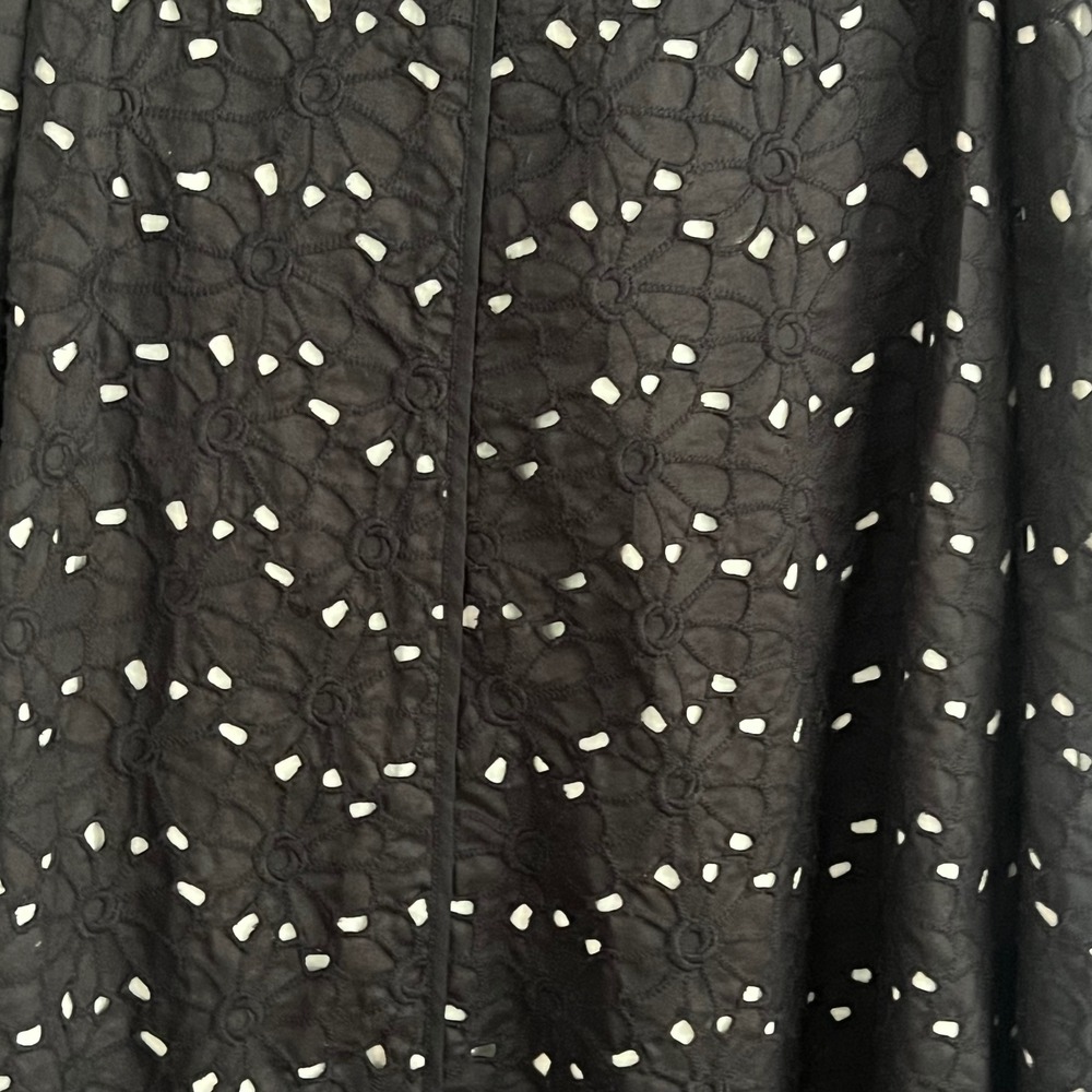 Talbots Eyelet Lace Dress Womens 12P Fit & Flare Cap Sleeve Black LBD Classic - Picture 12 of 15